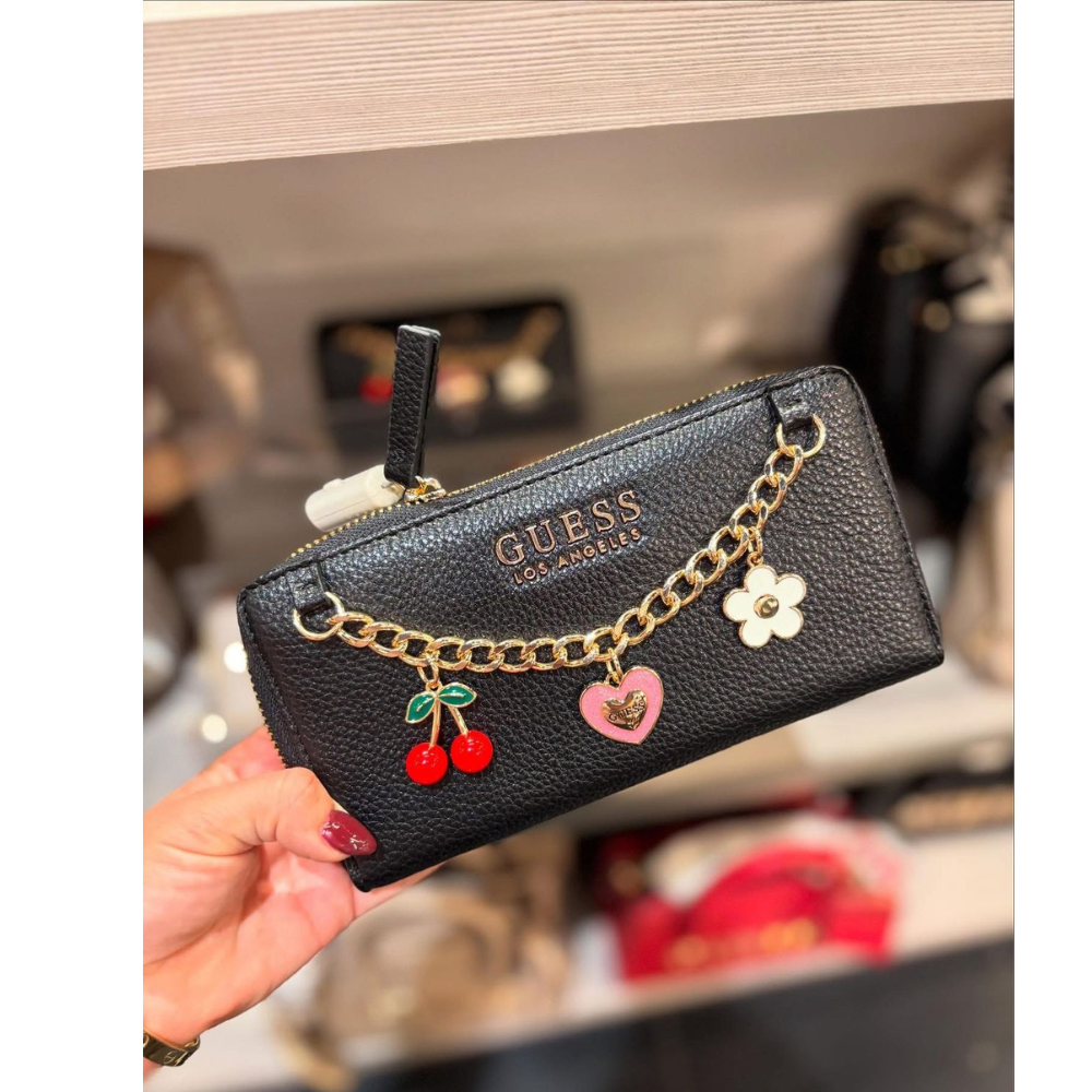Billetera Guess Lynne Charm Medium