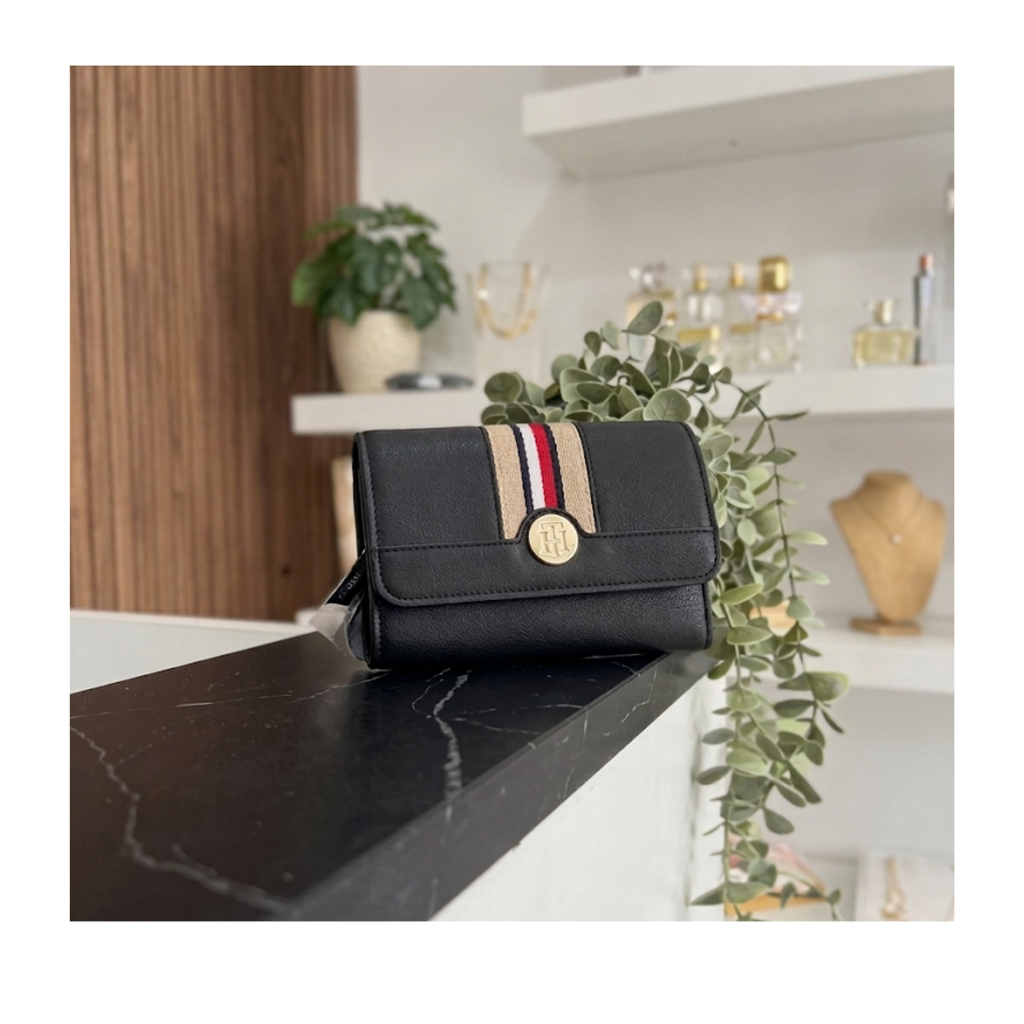 Billetera Tommy Hilfiger Phebe