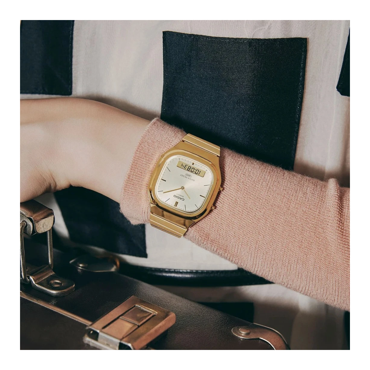 Casio Vintage Unisex AQ-240EG-9A