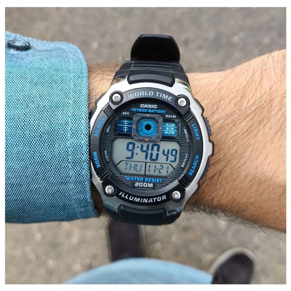 Casio AE-2000W-1AV Digital