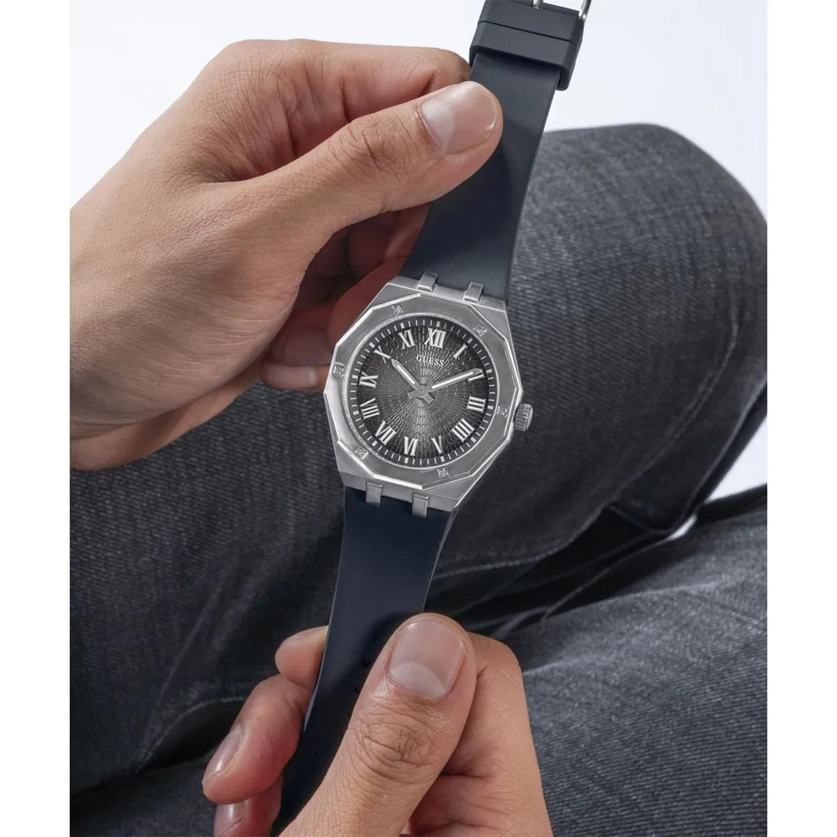 Guess Asset GW0663G1