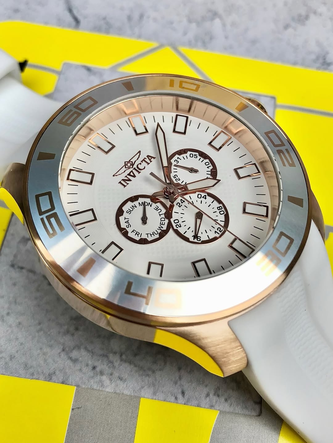 Invicta Pro Diver Impact 30111