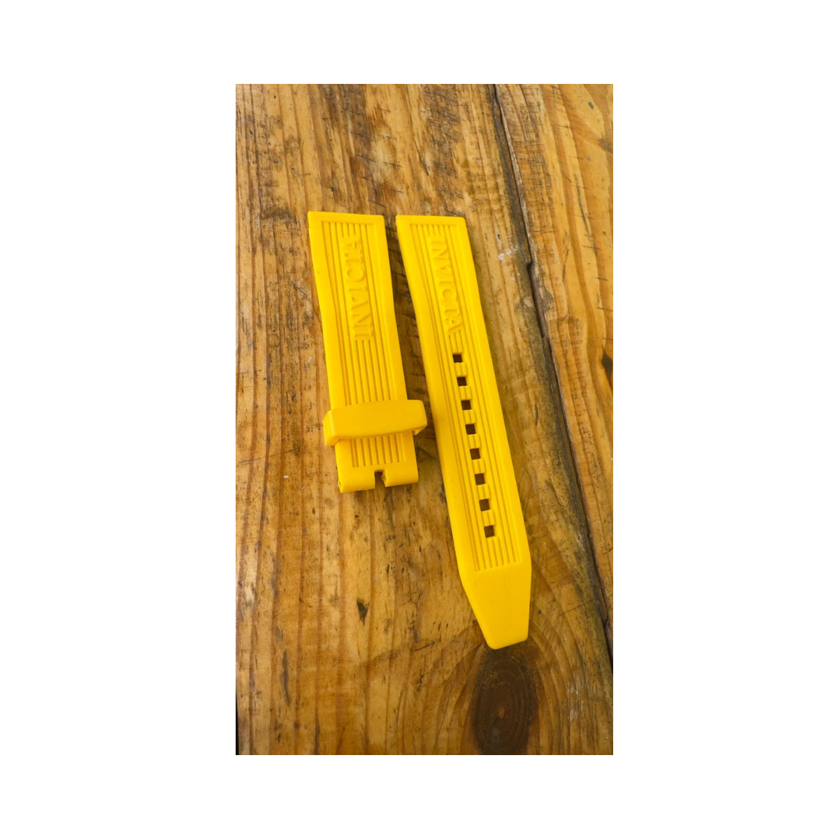 Manilla Invicta Specialty Amarillo 22mm