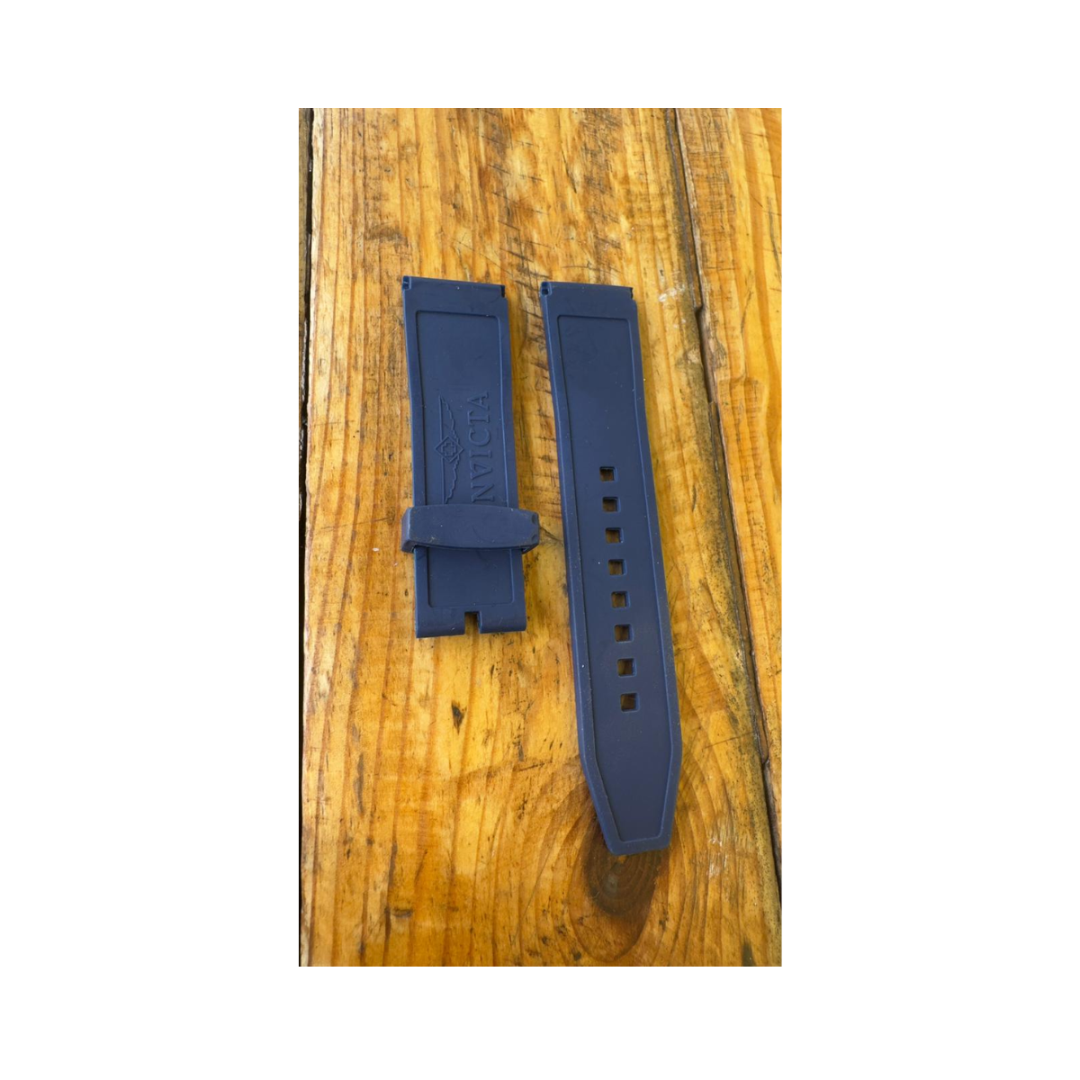 Manilla Invicta Specialty Azul 24mm