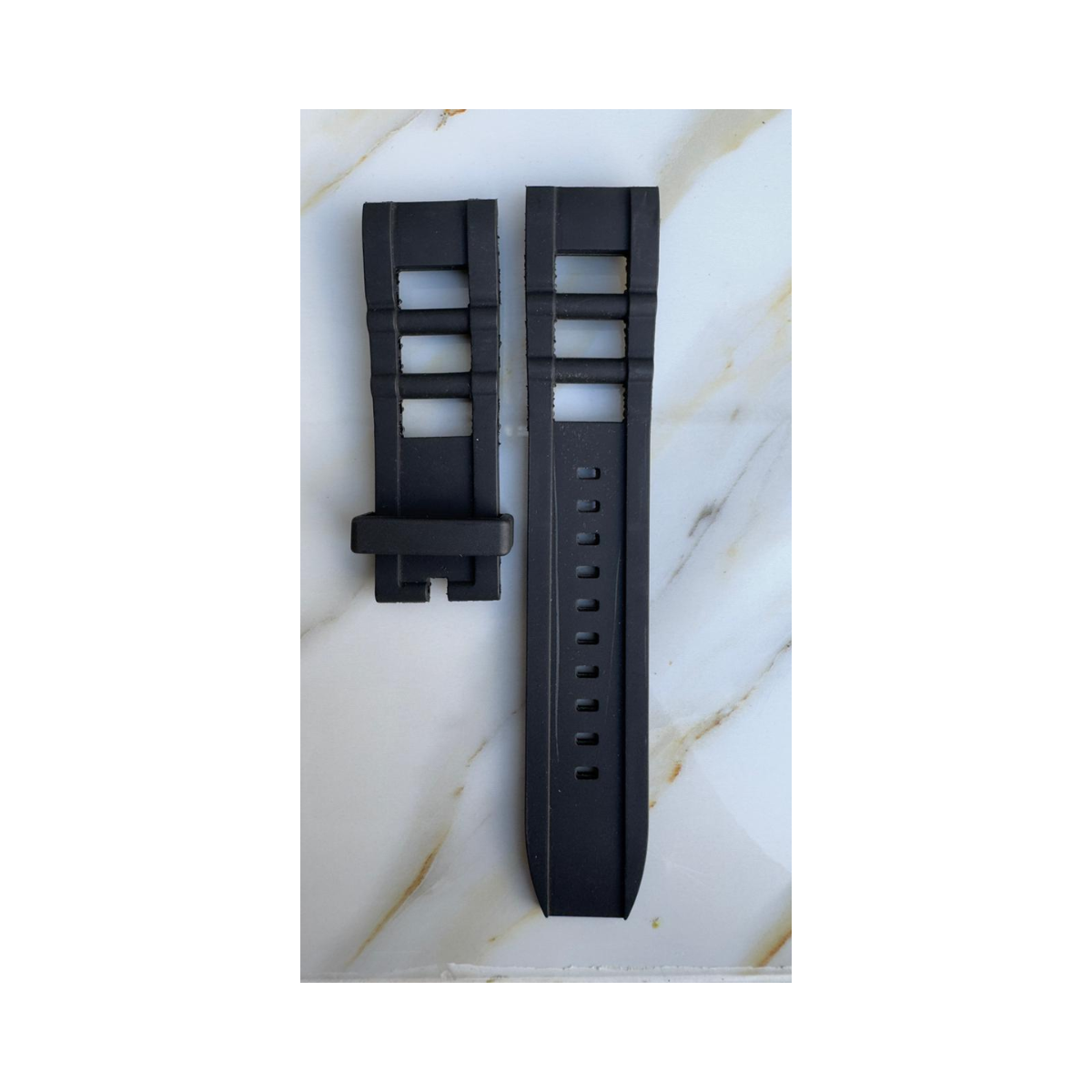 Manilla Invicta Specialty/I-Force/Signature Negra 26mm