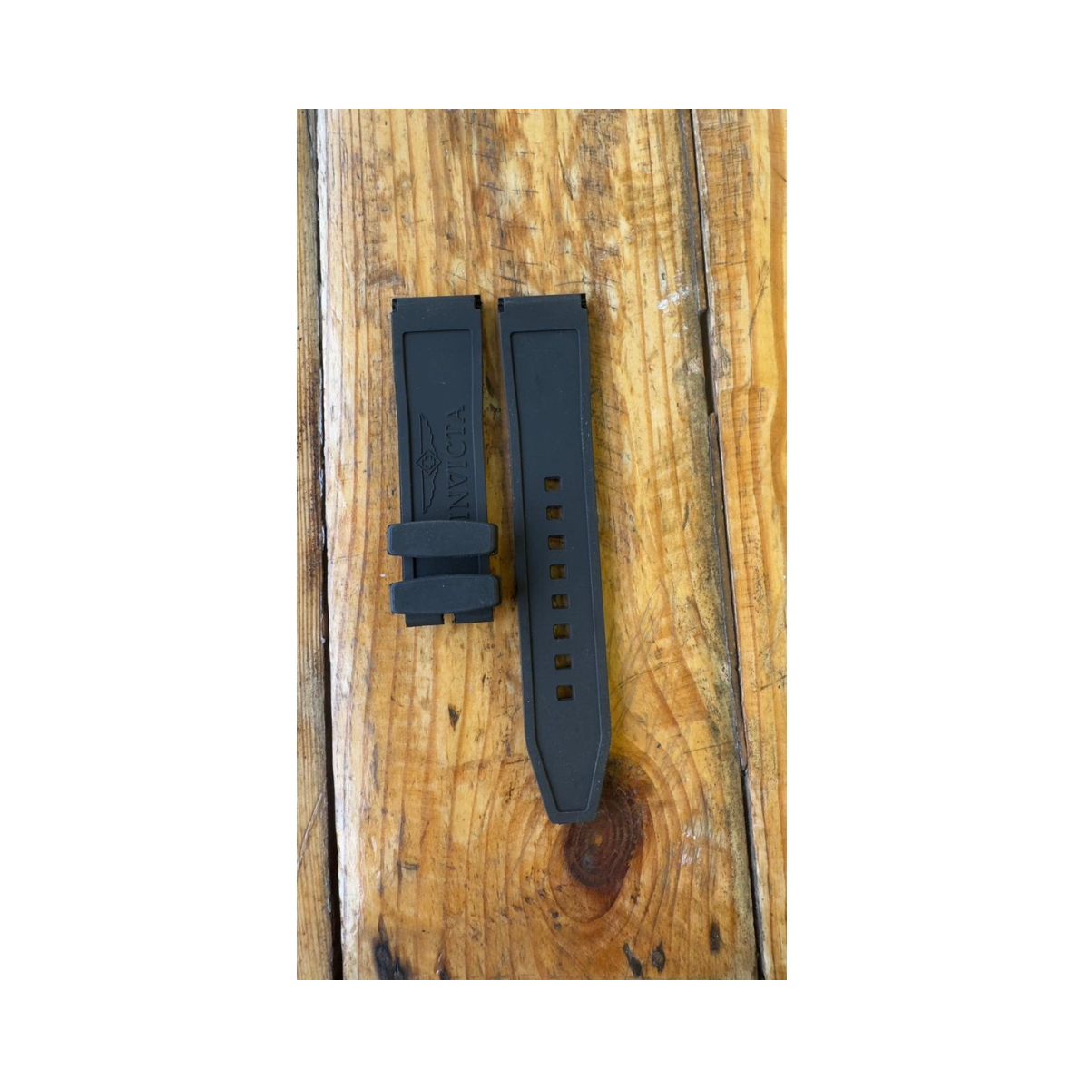 Manilla Invicta Specialty Negra 22mm