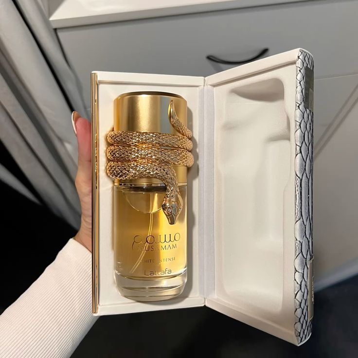 Musamam White Unisex EDP 100ml By Lattafa